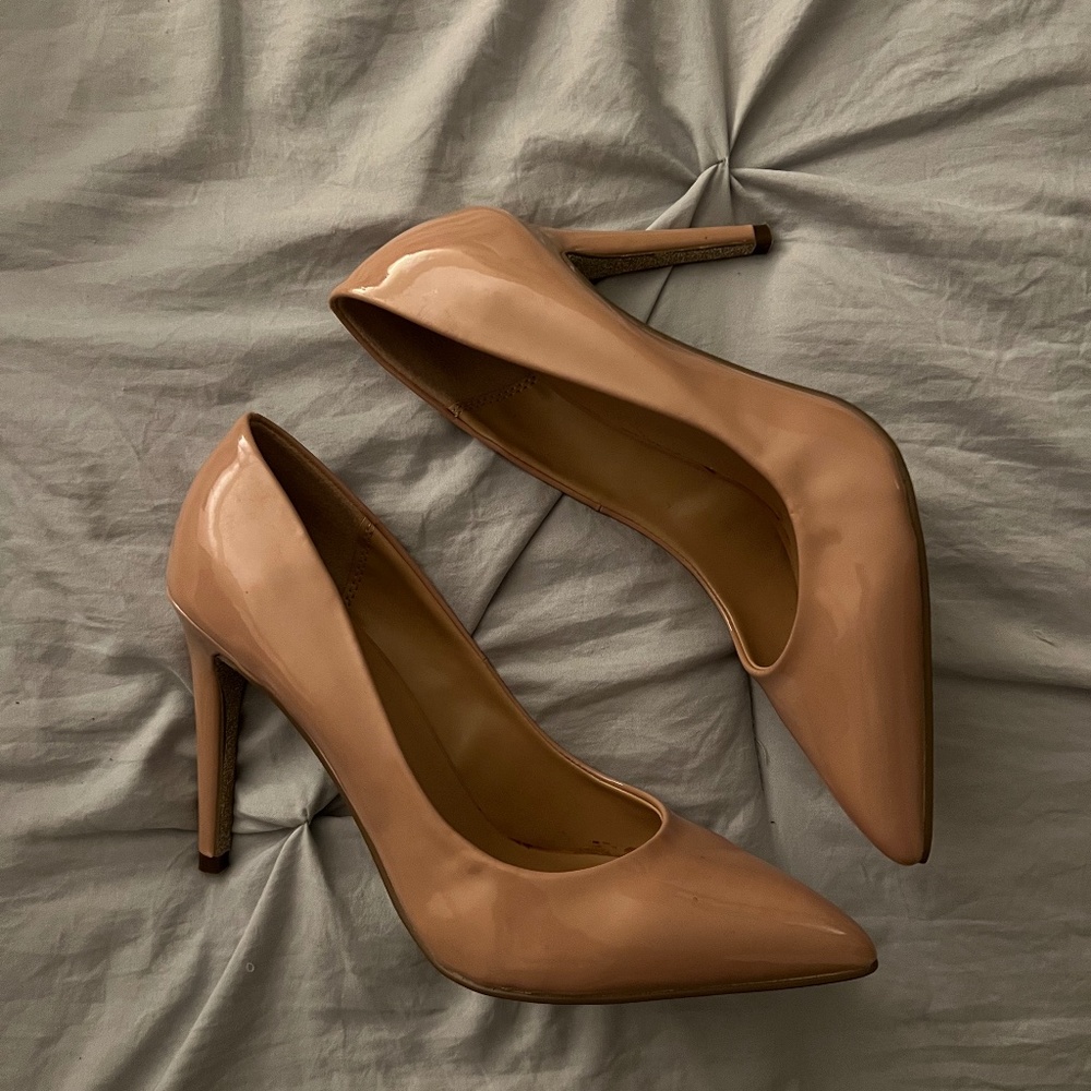 Tan heels